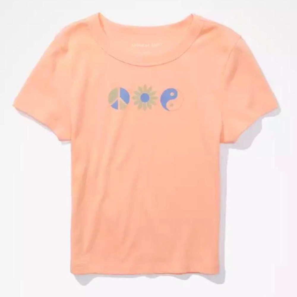 AMERICAN EAGLE Peach Baby Tee